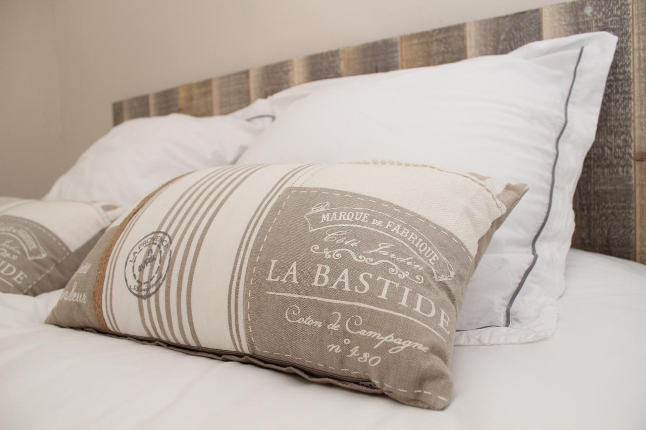 Sous Le Figuier Bed & Breakfast Saint-Simeon-de-Bressieux Luaran gambar
